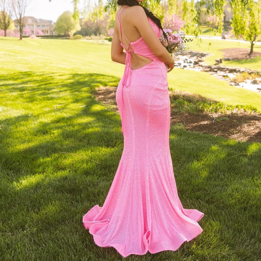 La Femme Pink Sequin Prom Dress - Picture 3 of 4